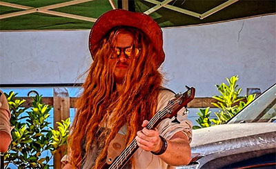 Live Music at The Amphitheatre